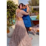 Shivani Narayanan Instagram - En vaazhka idhu dhaan’u Kadhaiyaaga solla Un peru illamaa oru pakkam illa Enakaaga uruga En kaadha thiruga Vazhi paadha nilavaa Nee venum neduga🌷 Happy Mother’s Day to my precious Amma and to all lovely Amma’s out there ♥️