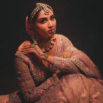 Shivani Narayanan Instagram - The shadow is the greatest teacher for how to come to the light . @shamini_shankar_official @murlee_photography @malgudi_designs @chennai_jazz @ishwaryaalaguvel @ratnamakeupartist