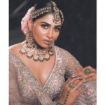 Shivani Narayanan Instagram - When the sun shine , we shine together @shamini_shankar_official @murlee_photography @malgudi_designs @ishwaryaalaguvel @ratnamakeupartist @chennai_jazz