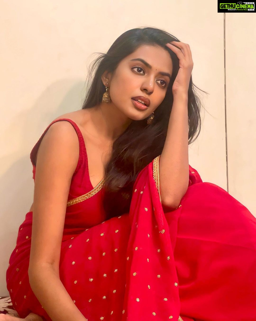 Shivani Rajashekar Instagram - Pc: @apoorva_reddy_yaramala ❤️