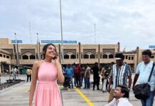 Shivani Rajashekar Instagram - Adding some Seenu and Maha love to your feed 💕 #AhaNaPellantaOnZee5 streaming now :) link in bio . #AhaNaPellanta Ps: Last pic - Inka chaalu..nee biscuit lu chaalu 🙏 😛 @rajtarunn Pc- 1 & 4 @dipalisharma29 😘 #Zee5originals @zee5telugu @sanjeevreddyy @rahultamada @tamadamedia @saideepreddy @basavasriharsha @dawoodsait @nageshbanell @ashkarali_cinematographer @judahsandhy @okmusician @2309madhu @kalyan_raghav_pasapula @deevyareddy @ps_varma_14 @lankasanthoshi @krishnatejasvi #Ramakrishna @eshwar_penti_choreographer @anilkumartirre @rgv_sai_varma @durgaji_yedida @ajay_varma_penmatsa #PosaniKrishnaMurali @mohammadalibaigactor @harshamrutham @actressamani @saisrinivasofficial @raghukarumanchi @iammadhunandan @dipalisharma29 @kritikasinghyadav_ @thagubothramesh @iamgetupsrinu @bhadram_actor @rajkumarkasireddy2 @ravisivatejapaila @trishool_jeethuri @dorababu_pediredla @_aishwarya_govardhan @actorrakeshofficial @zee5Telugu @zee5tamil