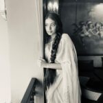Shivani Rajashekar Instagram – 🤍🖤🤍
Pc @harithamarthi
Makeup @jailekha_
Hair styling @jayaram_dasarla