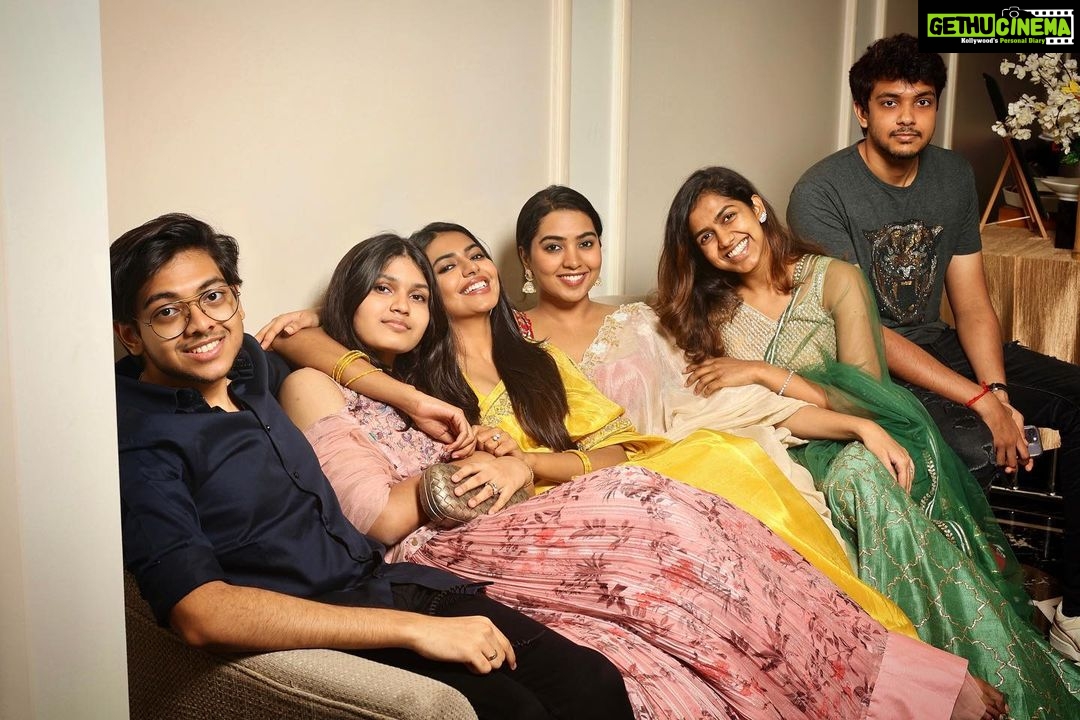 Shivani Rajashekar Instagram - 🧿✨