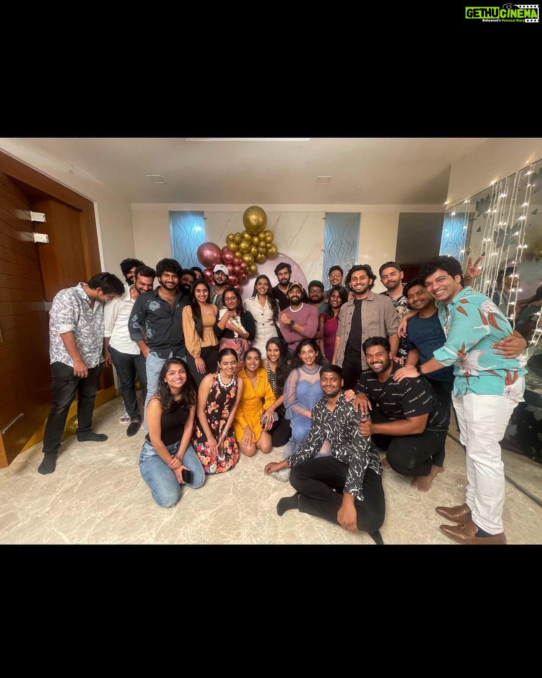 Shivani Rajashekar Instagram - Soaking up the first light of #2023 ๐๐ #2022 u were Wonderful .. so many beautiful memories to cherish forever .. cheers to all the lovely people in my life for making 2022 AMAZING๐ Super duper excited to kick start the new year ๐ #HappyNewYear folks โค๏ธ Ps: last pic - Devuditho serious discussion..2023 Korikila list gurinchi ๐ #happynewyear2023 #2022recap #Anbarivu #Shekar #nenjukkuneedhi #ahanapellanta #ahanapellantaonzee5 #vvaFilm #VidyaVasulaAham #Jilebi #family #friends #memories