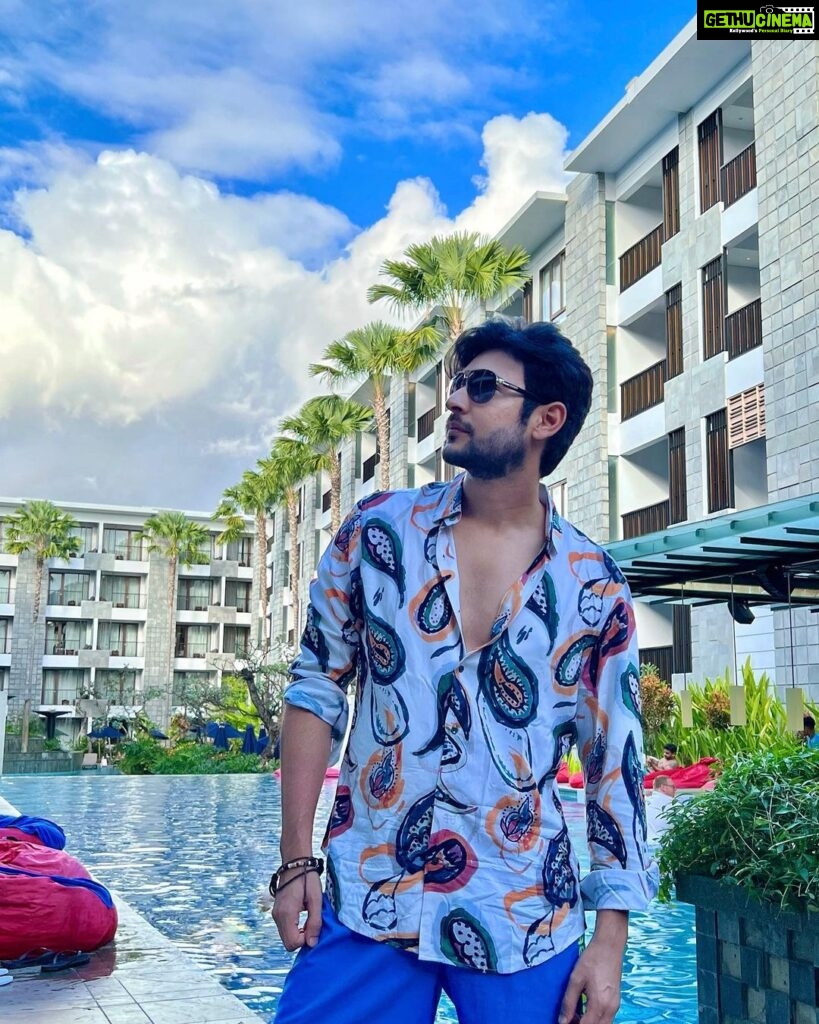 Shivin Narang Instagram - Birthday vibe 🎂🇮🇩 ♥️ Thankuu everyone for all the warm wishes…it means alot Love ✨ . . #bali #gratitude @courtyardseminyak @ambitiontravelstours #courtyardseminyak #seminyakretreat #shivinnarang Courtyard by Marriott Bali Seminyak Resort