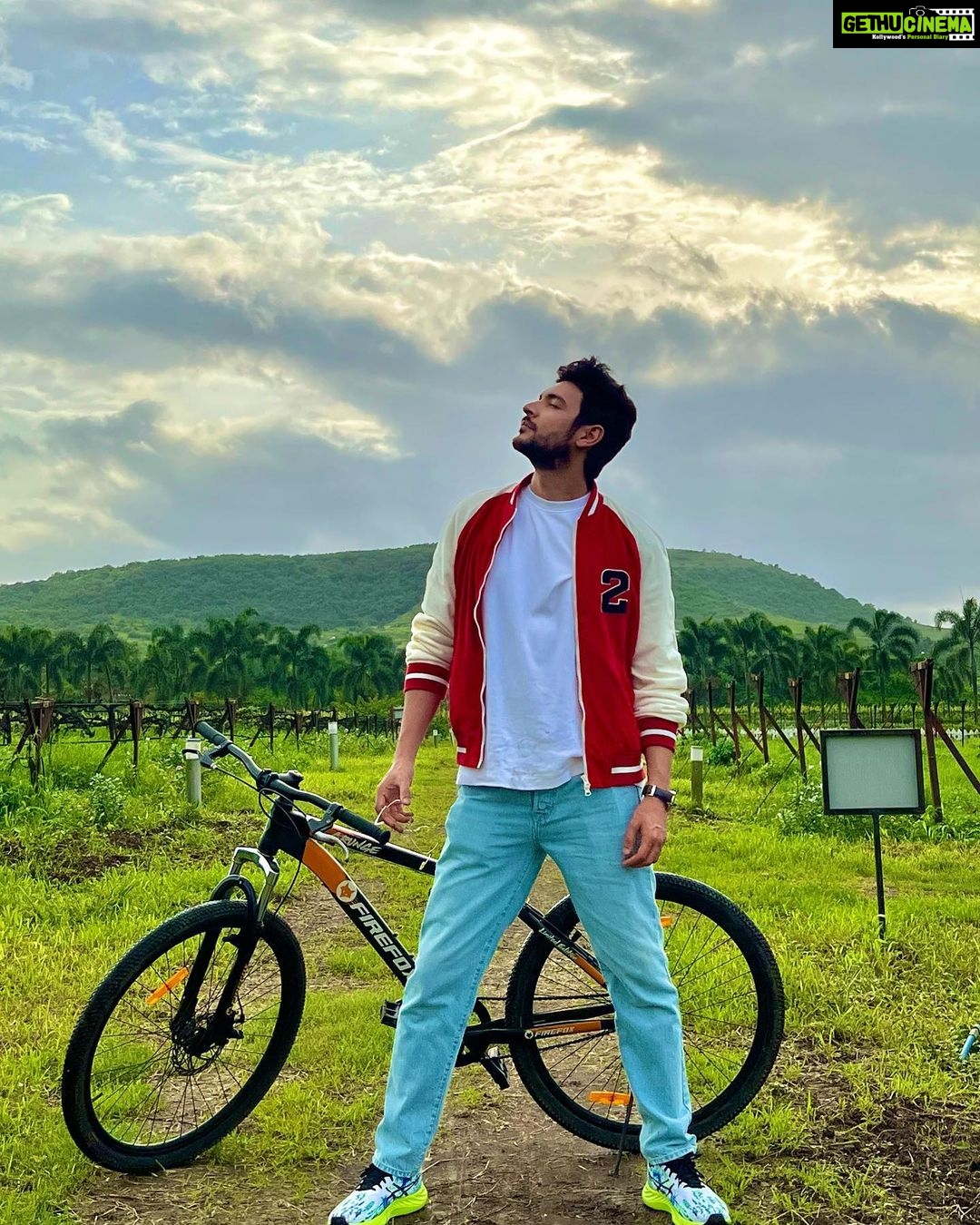 Shivin Narang Instagram - The moment ♥️ #connected