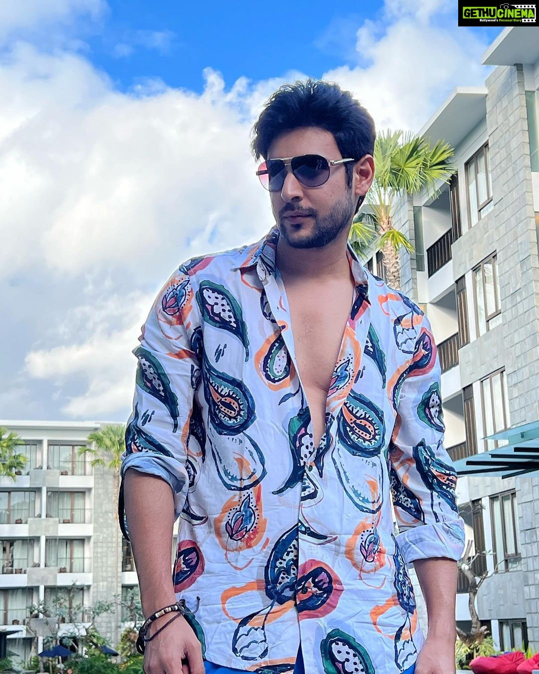 Shivin Narang Instagram - Birthday vibe 🎂🇮🇩 ♥️ Thankuu everyone for all the warm wishes…it means alot Love ✨ . . #bali #gratitude @courtyardseminyak @ambitiontravelstours #courtyardseminyak #seminyakretreat #shivinnarang Courtyard by Marriott Bali Seminyak Resort