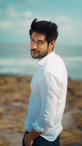 Shivin Narang Instagram - 🌊♥️ . . . #shivin #shivinnarang #myreelmyway #tuhaitohmujhephiraurkyachaiye❤️