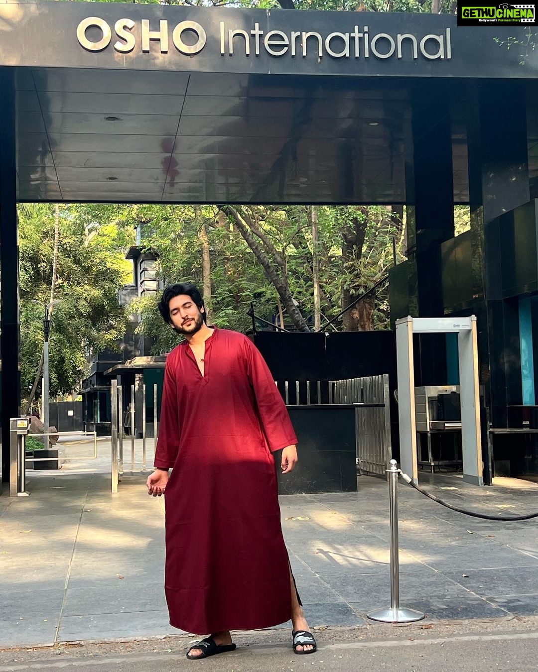 Shivin Narang Instagram - βΎπ Osho International