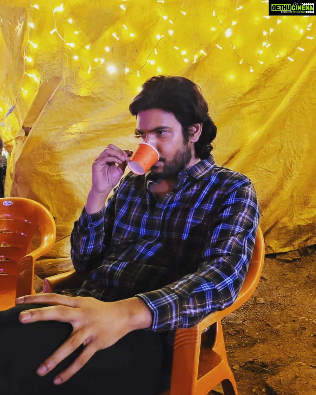 Shivin Narang Instagram - Its a wrap fr #Musafir My 1st PAN India project Really delighted to be part of this wonderful & unique collaboration in which i am trying something really different this time.Gonna miss Shooting in Hyderabad & its food specially. Special thanks to @pprernaarora for making this project so special after facing all the challenges (covid) during the process & believing in me for this one. @aishwaryarajini for directing it. #Musafir coming soon @tips Ramoji Filmcity Hyderabad