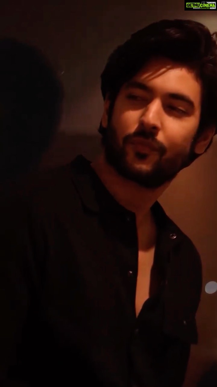 Shivin Narang Instagram - 👀 . . . #shivinnarang #Akon #BellyDancer 🎵