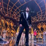 Shivin Narang Instagram - Ready for Saturday night 🖤 . . Styled @shriyanka1 MUH @digambar103 @naiknikhil74 @nayanc2109 @misaw_holic #shivin #shivinnarang #hunarbaaz #loveforblack #meninsuits