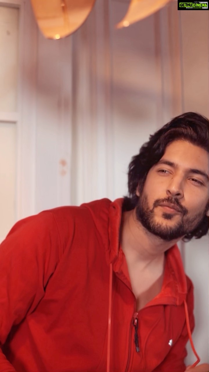 Shivin Narang Instagram - ❤️ . #shivinnarang #WorthIt @influencer.city 📸 #habib