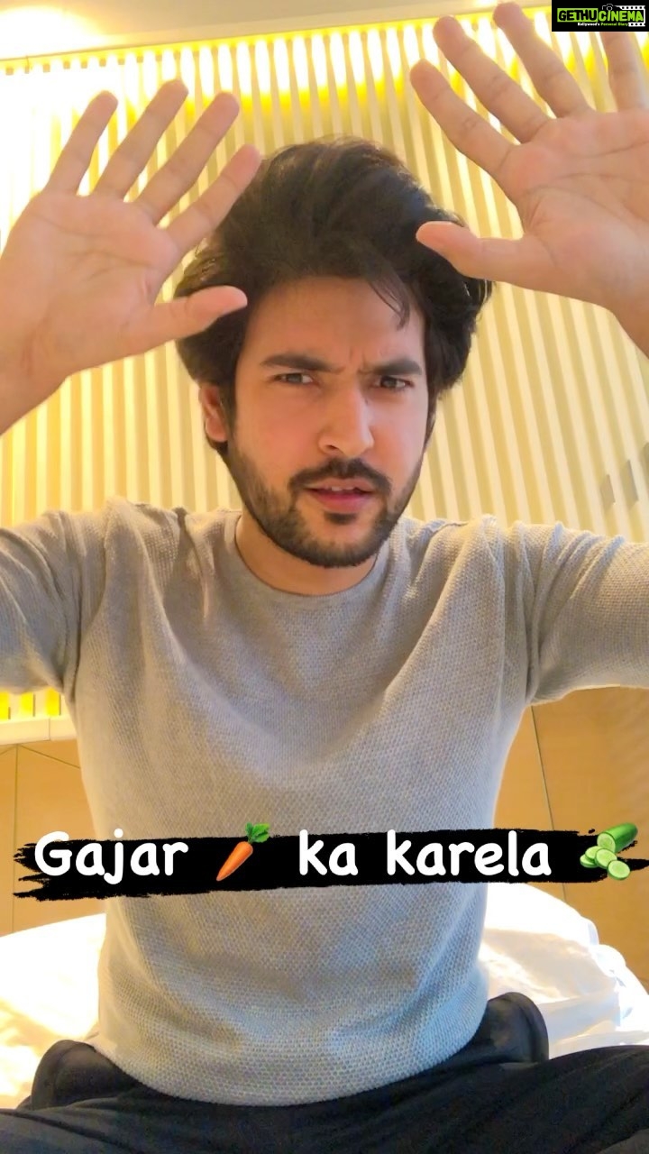 Shivin Narang Instagram - Yes Im bad with lyrics but i enjoy 💃 🎵 . . #shivinnarang #Baawla #feelitreelit