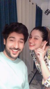 Shivin Narang Instagram - Surprise surprise 👻 
Jai Aadhya REUNION @Chandigarh #internetwalalove 
.
#shivinnarang #internetwalalove #rjjaimittal #tunishasharma #jaidhya #reunion #chandigarh #reelkarofeelkaro #memories #specialrequest ❤️🙏
