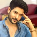 Shivin Narang Instagram - 💙✨ . . #shivin #shivinnarang #hairstyling #keepitsharp Hairstyling @sarfarazhairstudio