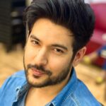 Shivin Narang Instagram - 💙✨ . . #shivin #shivinnarang #hairstyling #keepitsharp Hairstyling @sarfarazhairstudio