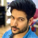 Shivin Narang Instagram - 💙✨ . . #shivin #shivinnarang #hairstyling #keepitsharp Hairstyling @sarfarazhairstudio