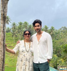 Shivin Narang Instagram - Happy birthday Mom …..One who is always there by your side no matter what ♥️ 🌎 
My world
Love you 💟