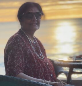 Shivin Narang Instagram - Happy birthday Mom …..One who is always there by your side no matter what ♥️ 🌎 
My world
Love you 💟