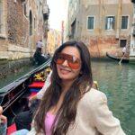 Shonali Nagrani Instagram - Venezia ……… I can’t get over you:) #gondolavenice #gondolaride #gondola #vacation #travelphotography #travel #venice #italy
