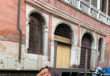 Shonali Nagrani Instagram - Venezia ……… I can’t get over you:) #gondolavenice #gondolaride #gondola #vacation #travelphotography #travel #venice #italy