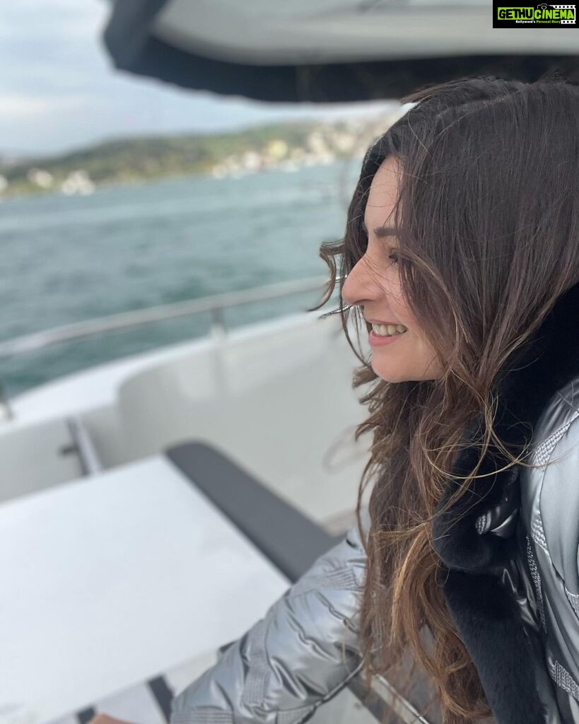 Shonali Nagrani Instagram - Istanbul….. thank you @shayal and @schooski for such an amazing time ;) . #turkey #istanbul #bosphorus #river #boatcruise #vacation