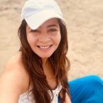 Shonali Nagrani Instagram - Early morning beach walk:) It’s hard to wipe that grin off. #beach #beachvibes #smile #beachlife #beachwalk #goa #newyear2023 #newyear #bliss #sea #sealife #sand #sunshine #vitaminsea