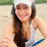 Shonali Nagrani Instagram - Early morning beach walk:) It’s hard to wipe that grin off. #beach #beachvibes #smile #beachlife #beachwalk #goa #newyear2023 #newyear #bliss #sea #sealife #sand #sunshine #vitaminsea