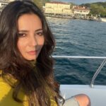 Shonali Nagrani Instagram - Cover me in sunshine :) #vitd #sunshine #sunlight #sun #VitD #glowup #glow