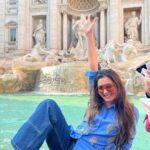 Shonali Nagrani Instagram - Such a tourist :) #itsawrap #turkey #italy #qatar #solotrip #vacation #vacationover #backtothegrind #solotravel