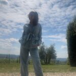 Shonali Nagrani Instagram - Under the Tuscan sun :) #solotrip #vacation #italy #tuscany #wine #vinyards #tyscanvinyard #sunshine #