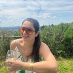 Shonali Nagrani Instagram - Under the Tuscan sun :) #solotrip #vacation #italy #tuscany #wine #vinyards #tyscanvinyard #sunshine #