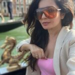 Shonali Nagrani Instagram - Venezia ……… I can’t get over you:) #gondolavenice #gondolaride #gondola #vacation #travelphotography #travel #venice #italy