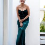 Shraddha Das Instagram - Dhee 15 Quarterfinals Gown : @hm.hmingmawii Jewellery : @the_jewel_gallery Styling : @avanipratapgumber Hair : @salomipillai 📸 @stolenartss_photography Make up : @hareshwarp #dhee #hyderabad #shraddhadas Hyderabad India