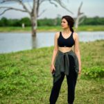 Shraddha Das Instagram – “When life gives you a chance to explore the unknown, take it and never look back 
👱‍♀️ @versatile_makeoversartist 
📸 @krishnatejah 

🌅🐘 #safari #exploremore #srilankanelephants Udawalawe