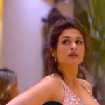 Shraddha Das Instagram - Styling : @avanipratapgumber @artbyavnee Gown : @upgradebya Accessories : @the_jewel_gallery Hair : @versatile_makeoversartist Make up : @hareshwarp #srilanka #appearance #ballyscasino #shraddhadas Ballys Casino Colombo
