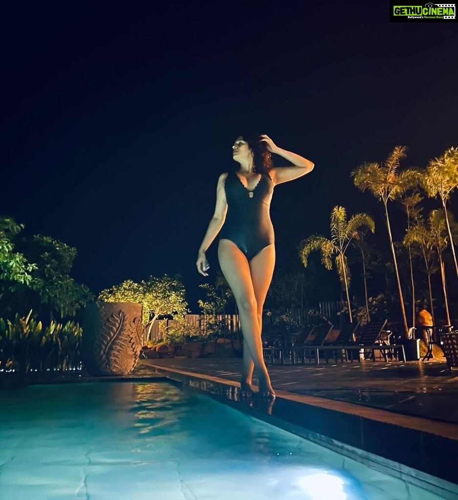 Shraddha Das Instagram - About last night! Swimming under the stars 🤩✨⭐️ Discovered another new place just a few hours from home ! @canaryislandslonavala Canary Islands Resort & Spa