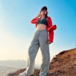 Shraddha Das Instagram - The most beautiful trek organised by @radissonresortandspalonavala , the moment at the top of the mountain was just surreal 😍 #trek #travelgram #lonavla Radisson Resort & Spa Lonavala