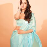 Shraddha Kapoor Instagram - Jhoothi ne aasmaan hi lapet liya 😋☁️