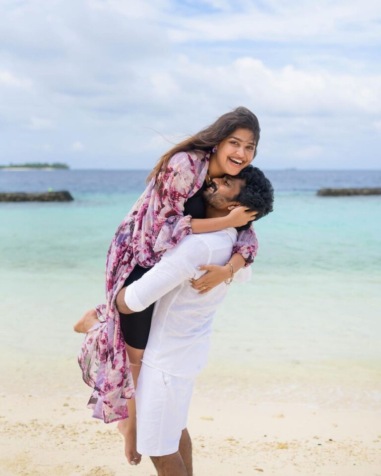 Shreya Anchan Instagram - My world ❤️ @shreyaanchan_official 😘 #maldives #vacation @touronholidays