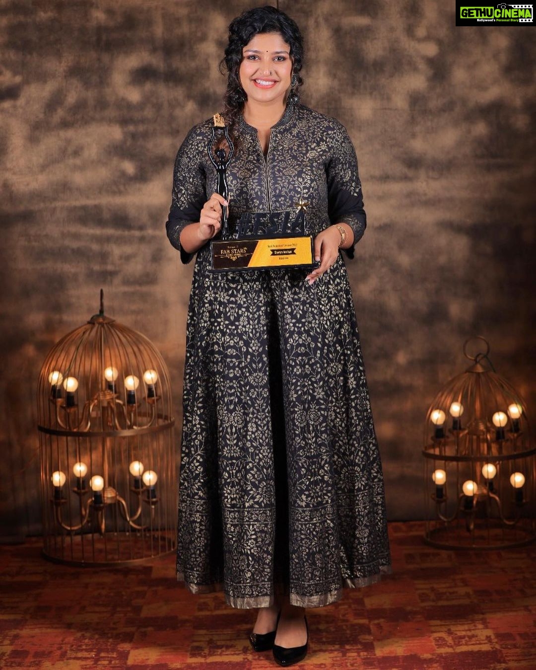 Shreya Anchan Instagram - Thank you for the award best actor of the year 2022 & best actress of the year 2022 @fab_stars_iconic_awards #fabstarsiconicaward2022 #sidhushreya #sidhusid #shreya Event organiser : @fab_by_faiza @abdul_fab_events Photography : @clickfactory_photography