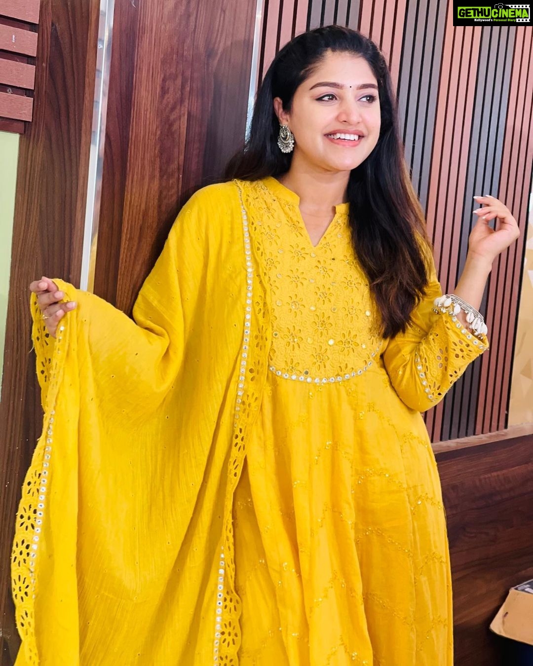 Shreya Anchan Instagram - Wearing: @zehrish_official 💖