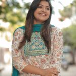 Shreya Anchan Instagram - Wearing: @vintageclosetofkamali 🌸