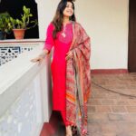 Shreya Anchan Instagram - Wearing @vintageclosetofkamali ✨ Accessories @cheapokart ✨