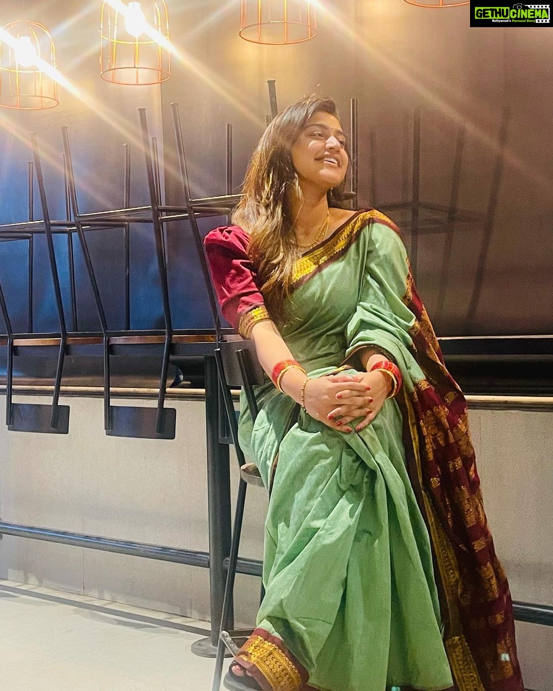 Shreya Anchan Instagram - Saree : @kaithari_nesavu_sarees Blouse: @chitras_fashion_studio