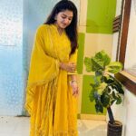 Shreya Anchan Instagram - Wearing: @zehrish_official 💖
