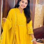 Shreya Anchan Instagram - Wearing: @zehrish_official 💖