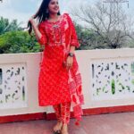 Shreya Anchan Instagram - Wearing @tada_wearhouse ✨ Accessories @cheapokart ✨