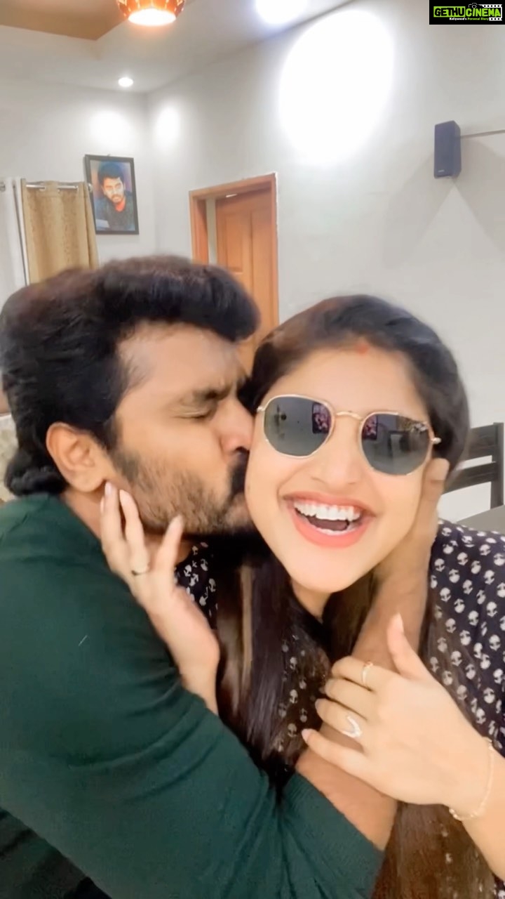 Shreya Anchan Instagram - #arabickuthu 😎🔥 Valentine’s Day special 🥰🤩🤩🤩 #thalapathyvijay #beast #arabickuthu #vijay @nelsondilipkumar @sivakarthikeyan @vijay_official @anirudhofficial #beastvibes #halamithihabibo #arabickuthu